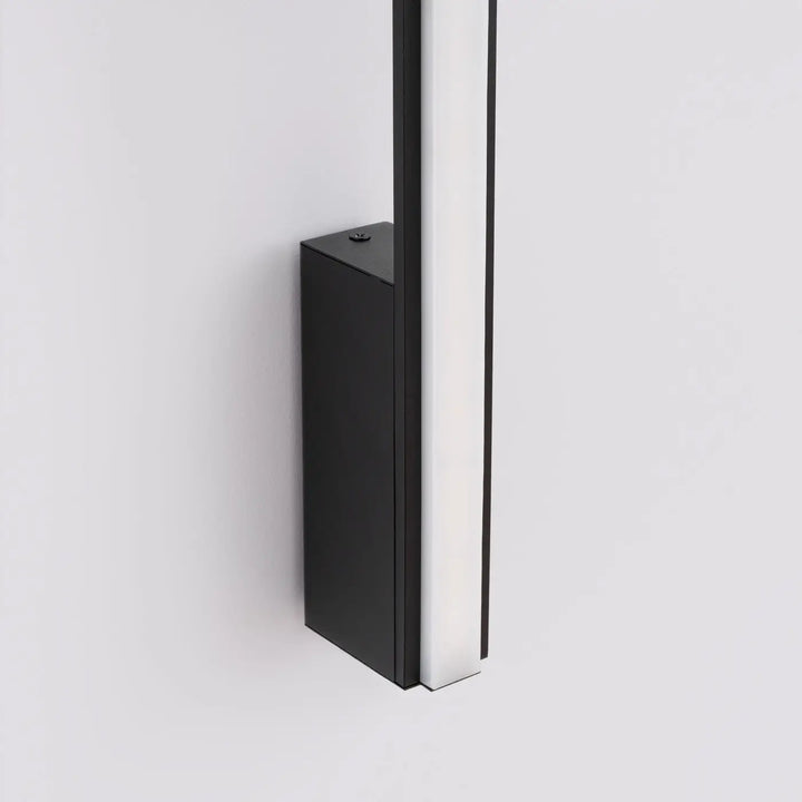 Applique murale lagom 120 noir avec design minimaliste et excellente finition de la collection lagom allie