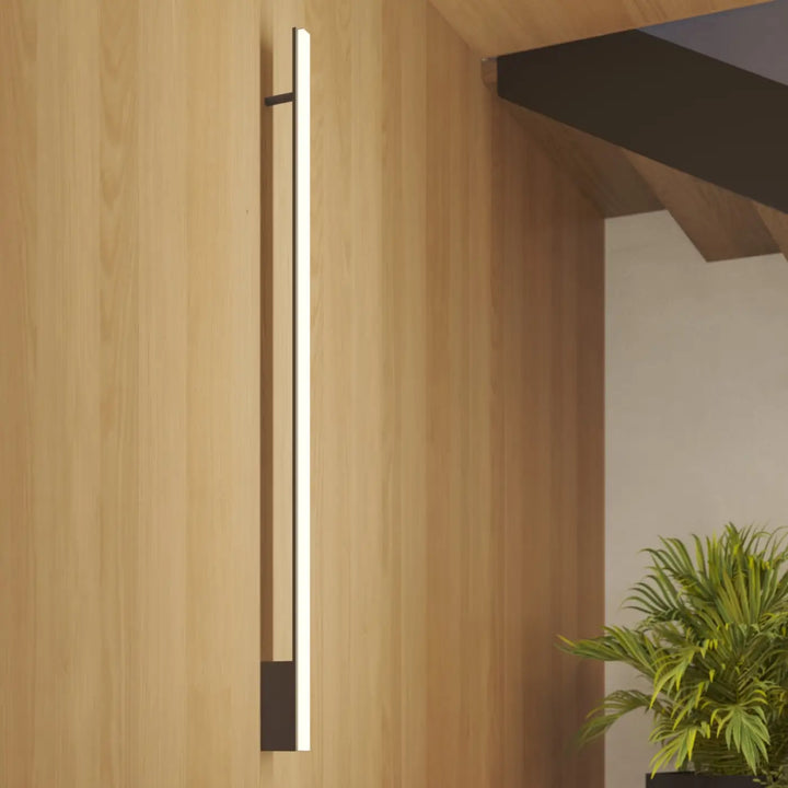 Applique murale lagom 120 noire avec éclairage led vertical design minimaliste et excellente finition collection lagom allie
