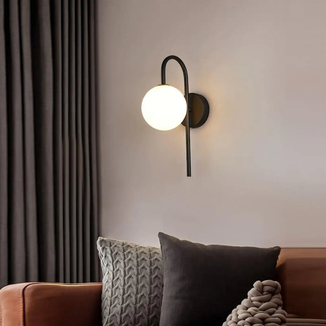 Applique Murale Boule Globe Suspendu en Or ou Noir