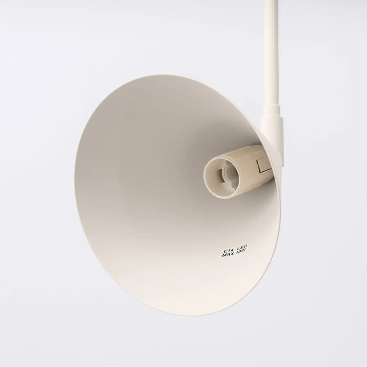 Applique murale moderne beige avec abat-jour géométrique conique et bras simple pour ampoule led e14