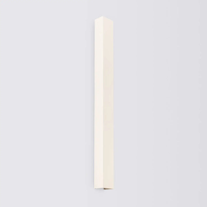 Applique murale freya 90 beige compose d’appliques murales minimalistes en cinq coloris finition mate elegante