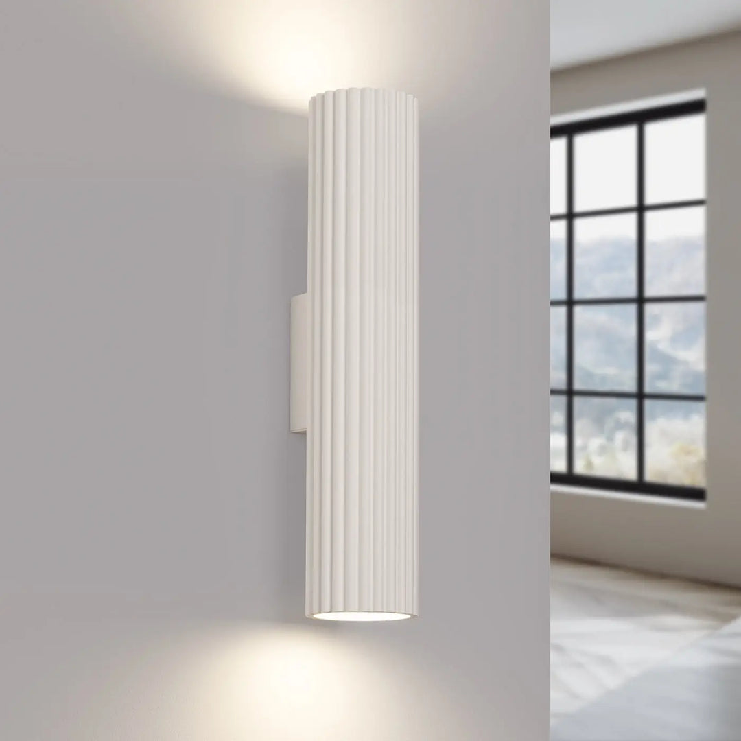 Applique murale karbon 30 beige en design minimaliste avec ampoules gu10 interchangeables et style plafonnier karbon allie