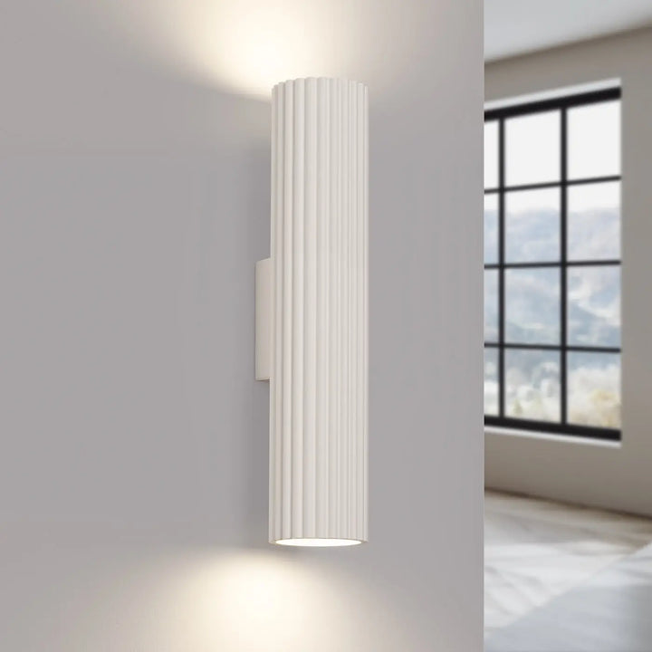Applique murale karbon 30 beige en design minimaliste avec ampoules gu10 interchangeables et style plafonnier karbon allie