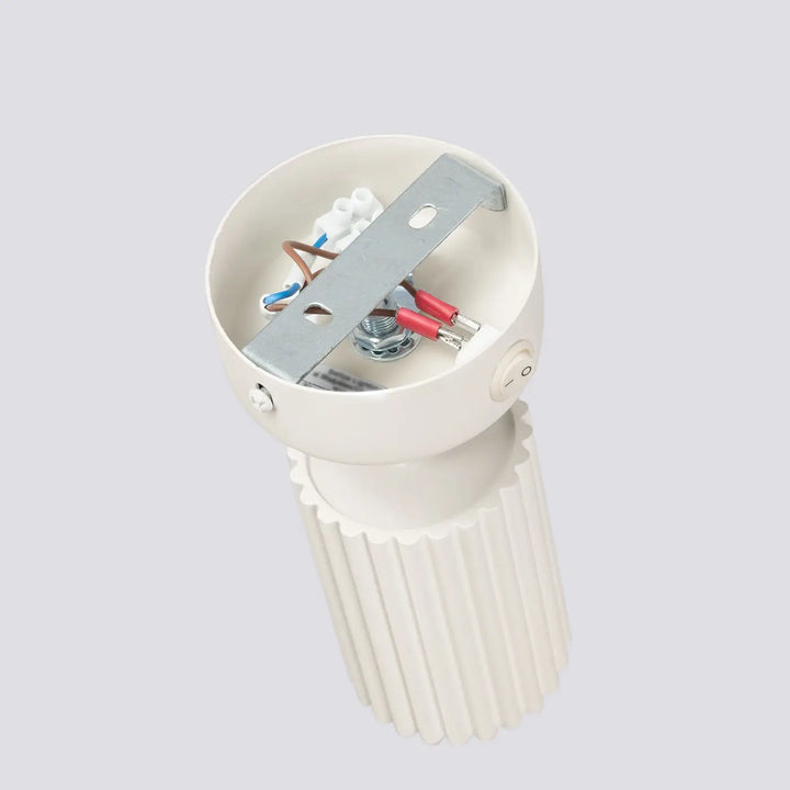Applique murale avec interrupteur karbon beige en design minimaliste avec plafonnier karbon allie et ampoules gu10 interchangeables