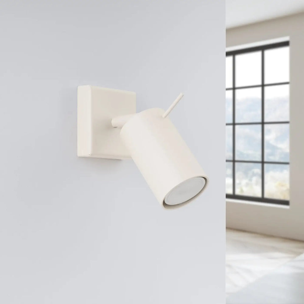 Applique murale beige lampe ring en finition mate pour un éclairage flexible et un minimalisme moderne
