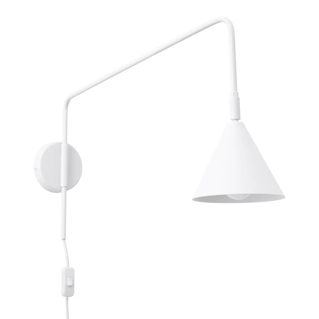 Applique murale nox blanc avec forme exceptionnellement légère et abat-jour géométrique pour une applique moderne