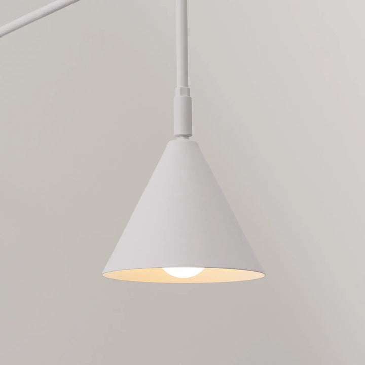 Applique murale nox blanc forme exceptionnellement légère avec abat-jour géométrique et lumière intérieure chaude