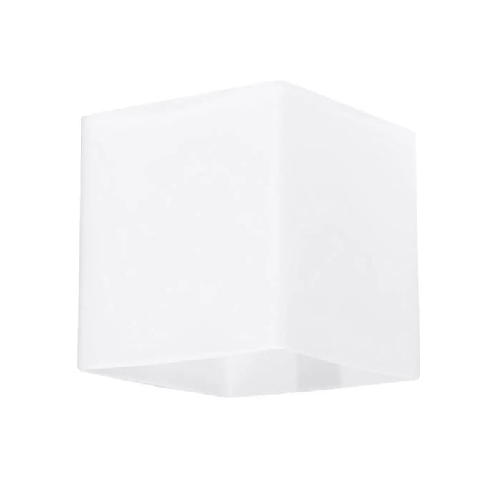 Applique murale moderne rico en verre dépoli blanc en forme de cube pour une atmosphère unique et élégante