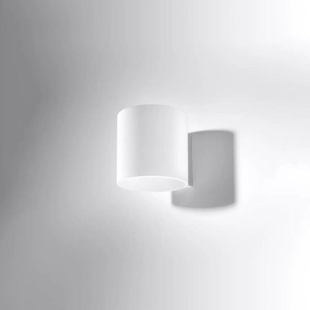 Applique murale vici blanche cylindrique en design minimaliste pour une atmosphère unique et moderne