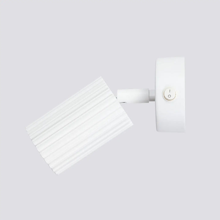 Applique murale avec interrupteur karbon blanc en design minimaliste avec ampoules gu10 interchangeables