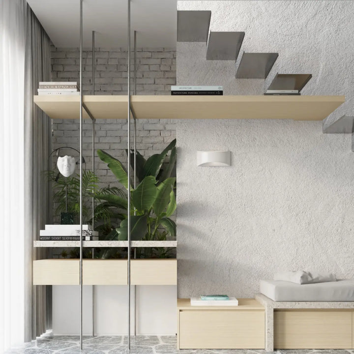 L’applique vixen blanc brillant avec forme simple crée une atmosphère unique grâce à son design minimaliste en bois et métal