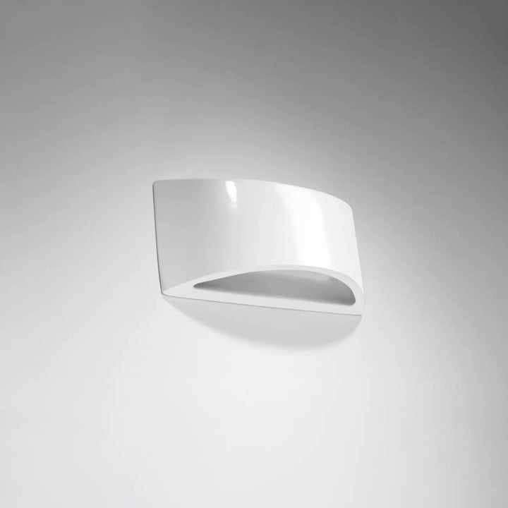 Applique murale vernie vixen blanc brillant avec forme simple pour créer une atmosphère unique et moderne