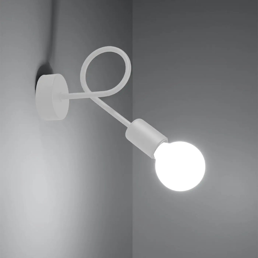Applique murale loop blanc avec bras flexible et ampoule sphérique design série supeŁ lampe supeŁ détails surprenants