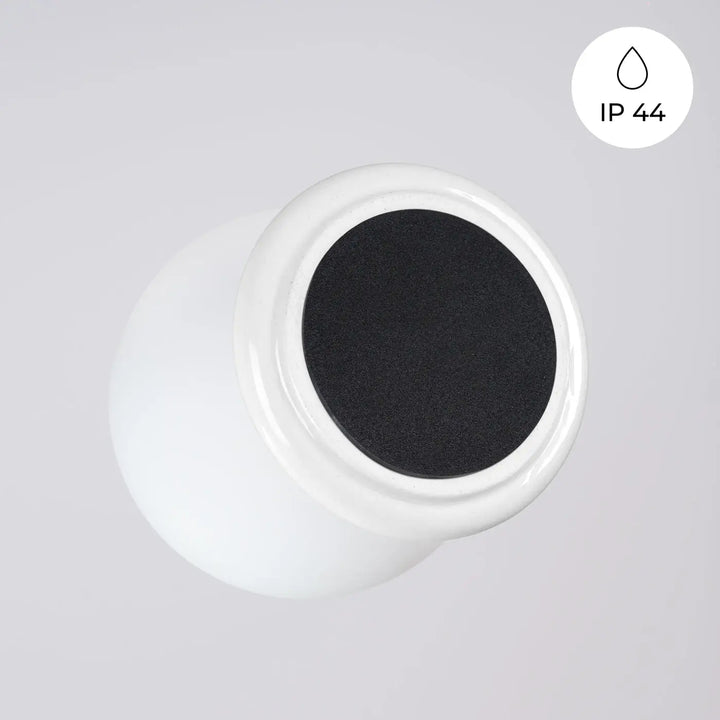 Applique murale zori blanc en céramique avec un couvercle circulaire texturé noir pour une belle décoration