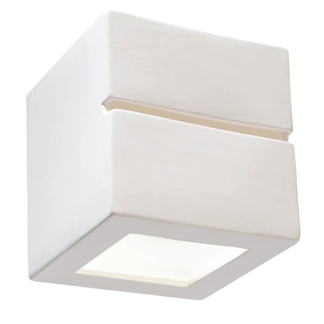 Applique murale céramique leo line en forme de cube blanc avec un design moderne et une belle lumière diffuse