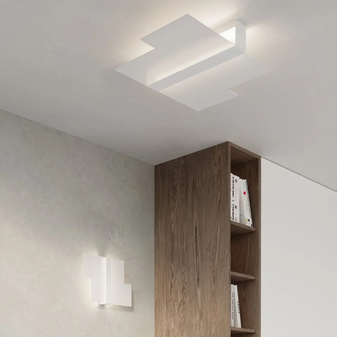 Applique murale massimo blanc avec verre blanc met et design intemporel pour un éclairage géométrique moderne