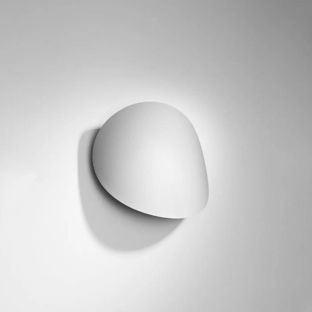 Applique murale luminaire senses blanche design original fera avec dôme arrondi minimaliste et intemporel