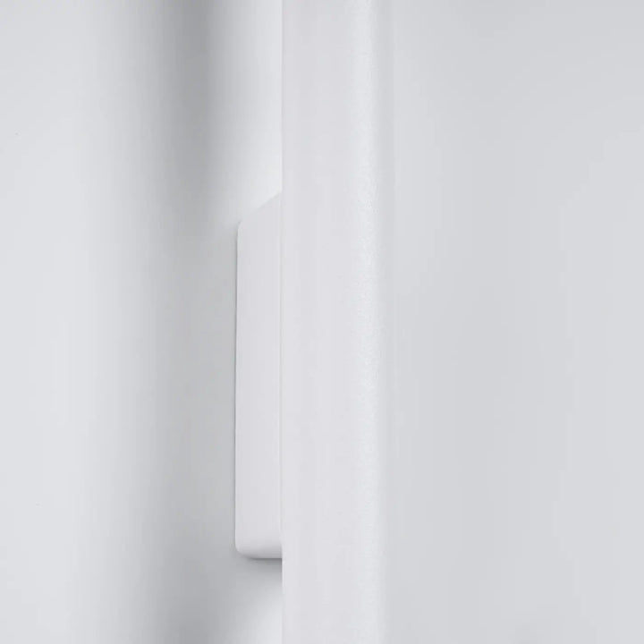 Applique murale blanc design moderne de la série pastelo lampes pastelo avec finition lisse et minimaliste
