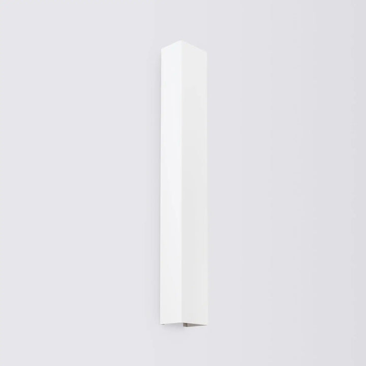 Applique murale freestyle 60 blanc compose d’appliques murales minimalistes avec finition brillante et design géométrique