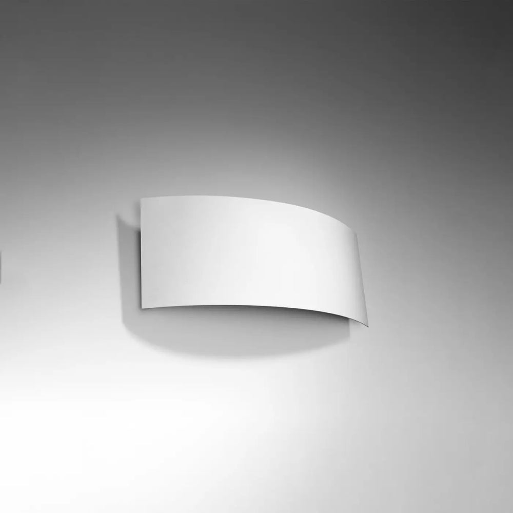Applique murale magnus blanc avec design original et forme courbée minimaliste pour une applique intemporelle