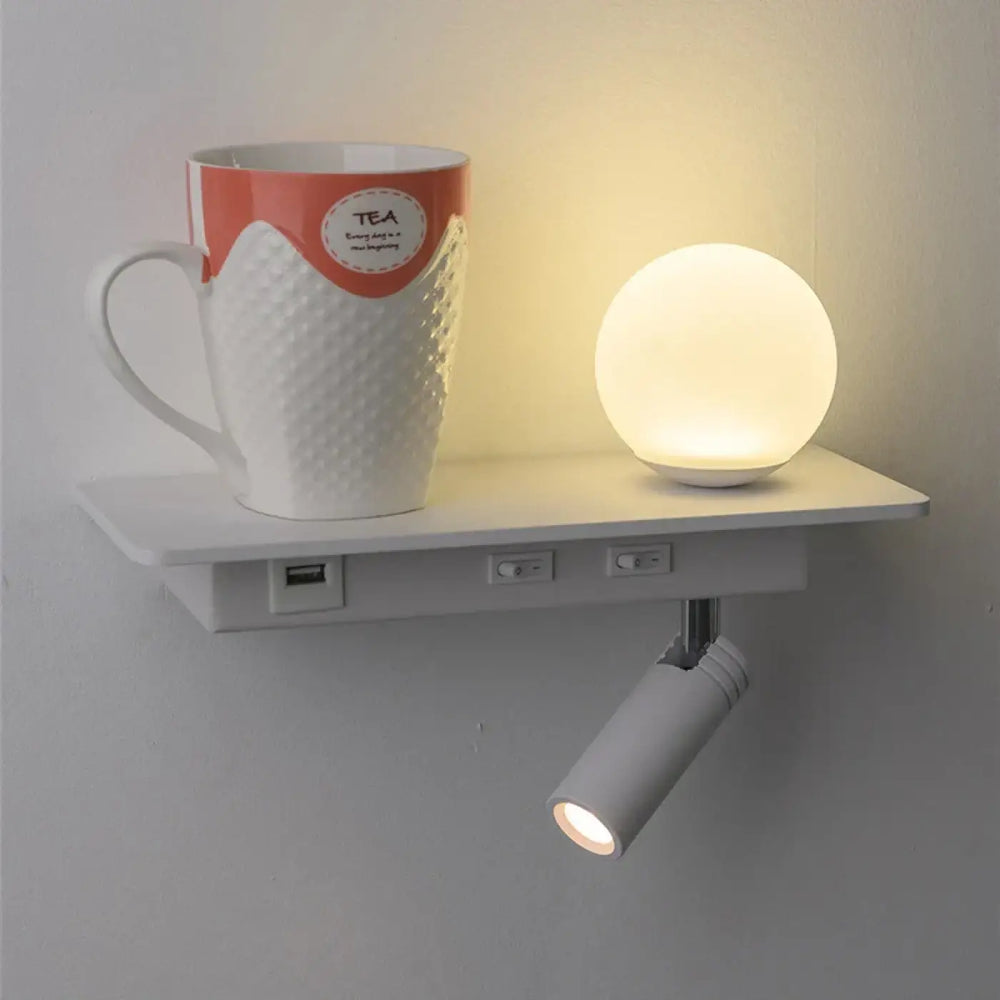 Applique Murale Blanche À Support Et Port USB Pour Chambre Moderne