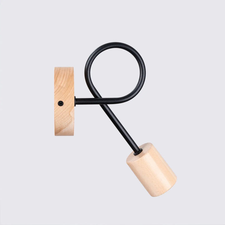 Applique murale lampe ember noire avec bras en métal et accents en matériaux naturels pour un design moderne