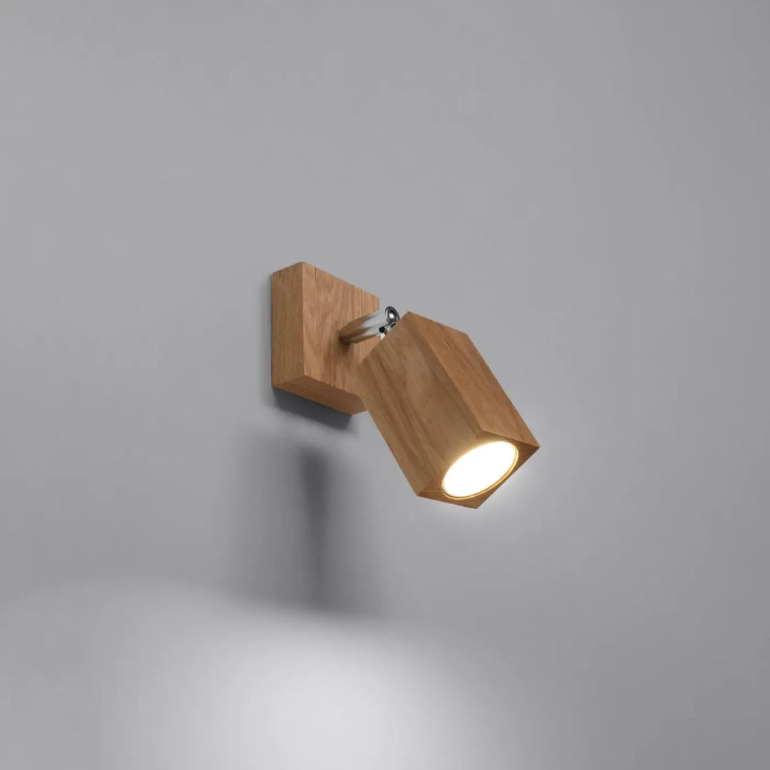 Applique keke style loft en chêne avec spot mural en bois et lumière chaude pour sentez-vous mieux