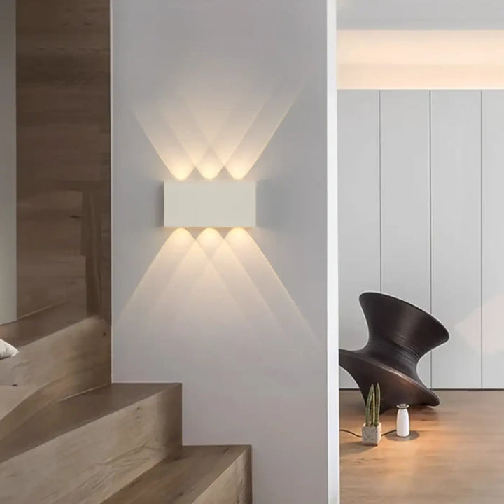 Applique Murale En Bois Avec Éclairage LED Intégré