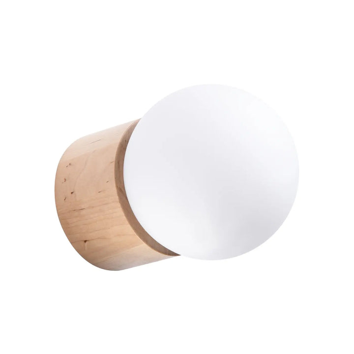 Applique murale boomo avec base cylindrique en bois clair et globe en verre dépoli blanc style raffiné minimalisme scandinave