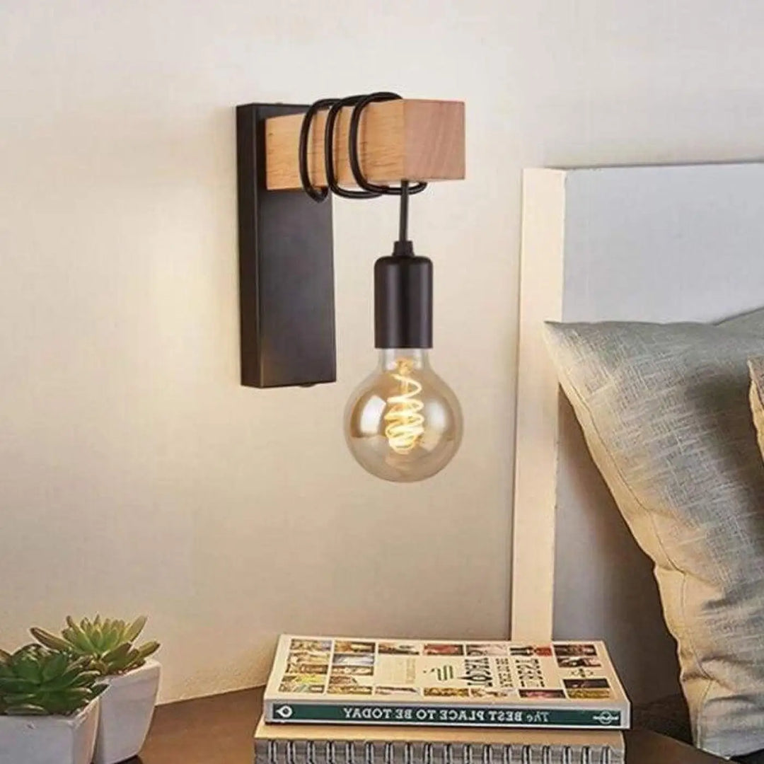 Applique Murale Bois et Noir au Design Industriel