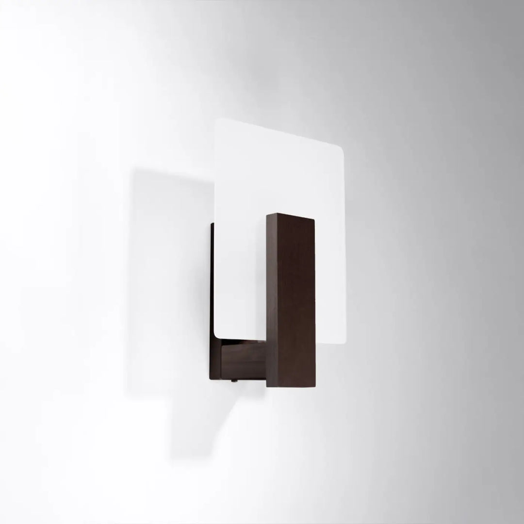 Applique murale lapo wenge avec cadre en métal bronze foncé et panneaux en verre blanc translucide pour une atmosphère unique