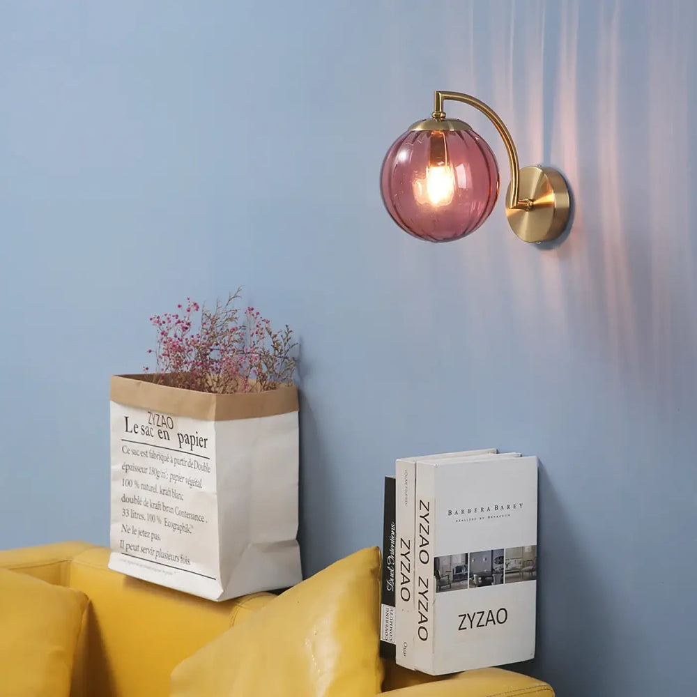 Applique Murale Avec Boule En Verre Teinté Élégant