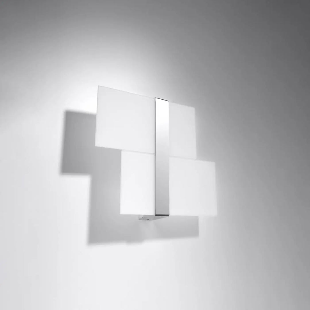 Applique murale chrome massimo en design intemporel avec panneaux en verre satiné idéale pour chambre à coucher