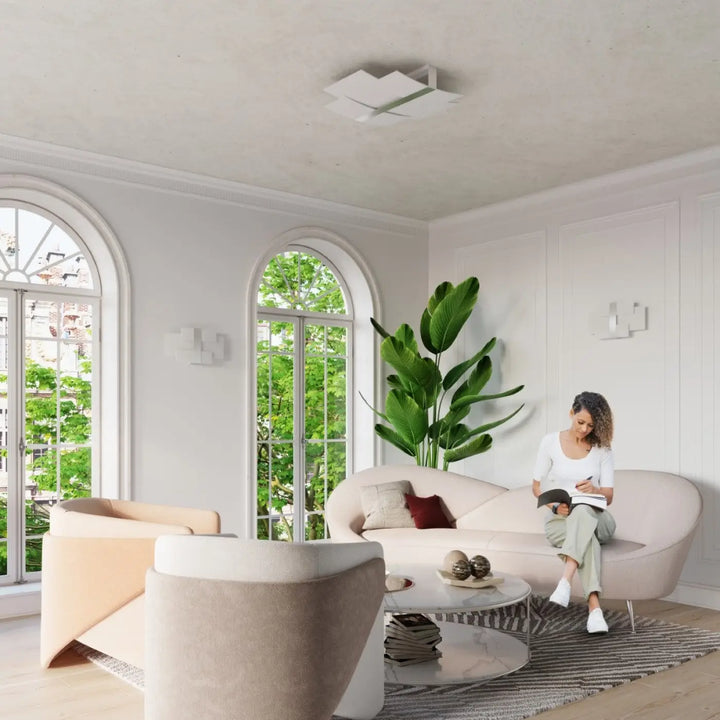 Applique murale cellia chrome en verre blanc met blanc met magnifiquement un design intemporel moderne