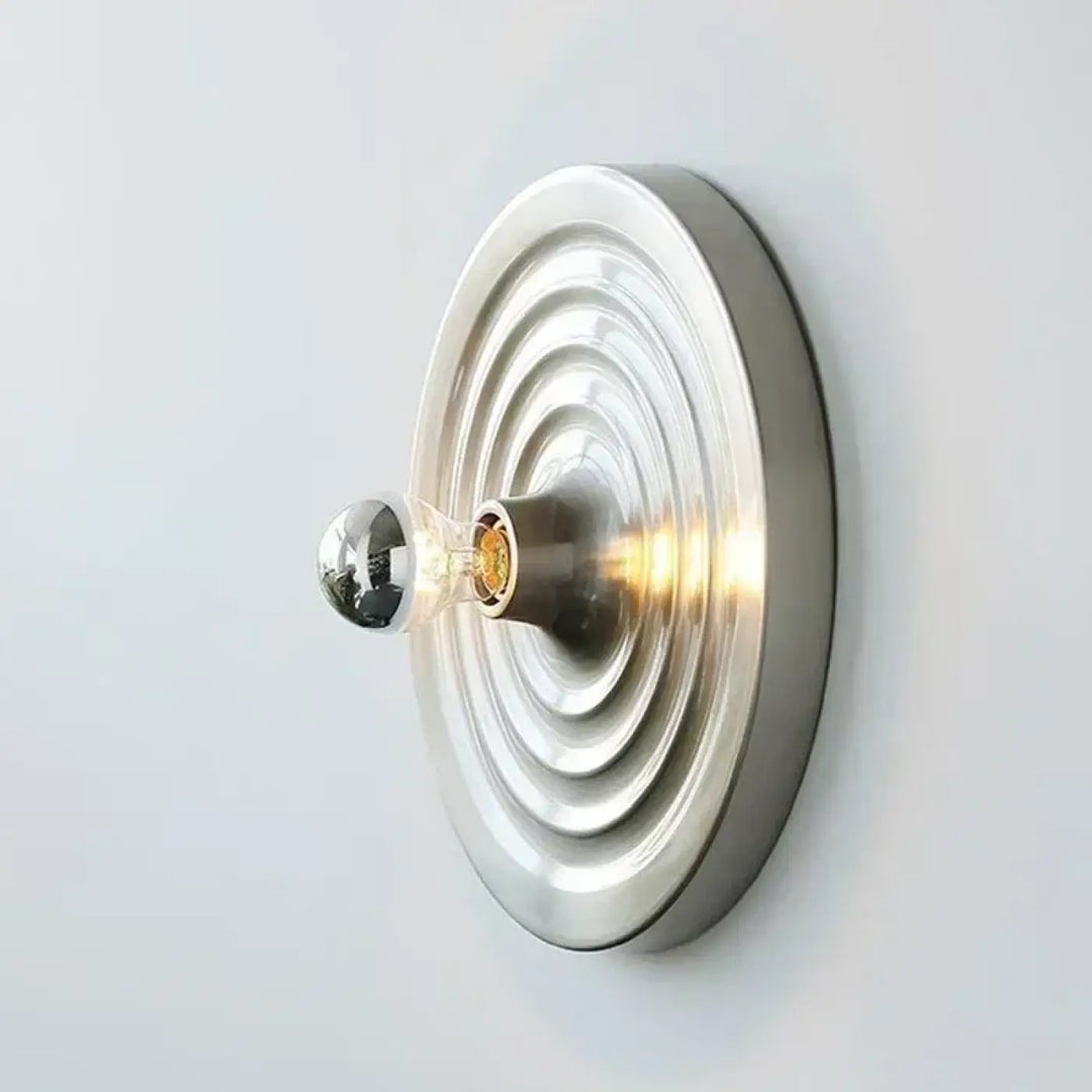 Applique murale contemporaine gong avec anneaux concentriques en nickel brossé et lampe filament edison exposed