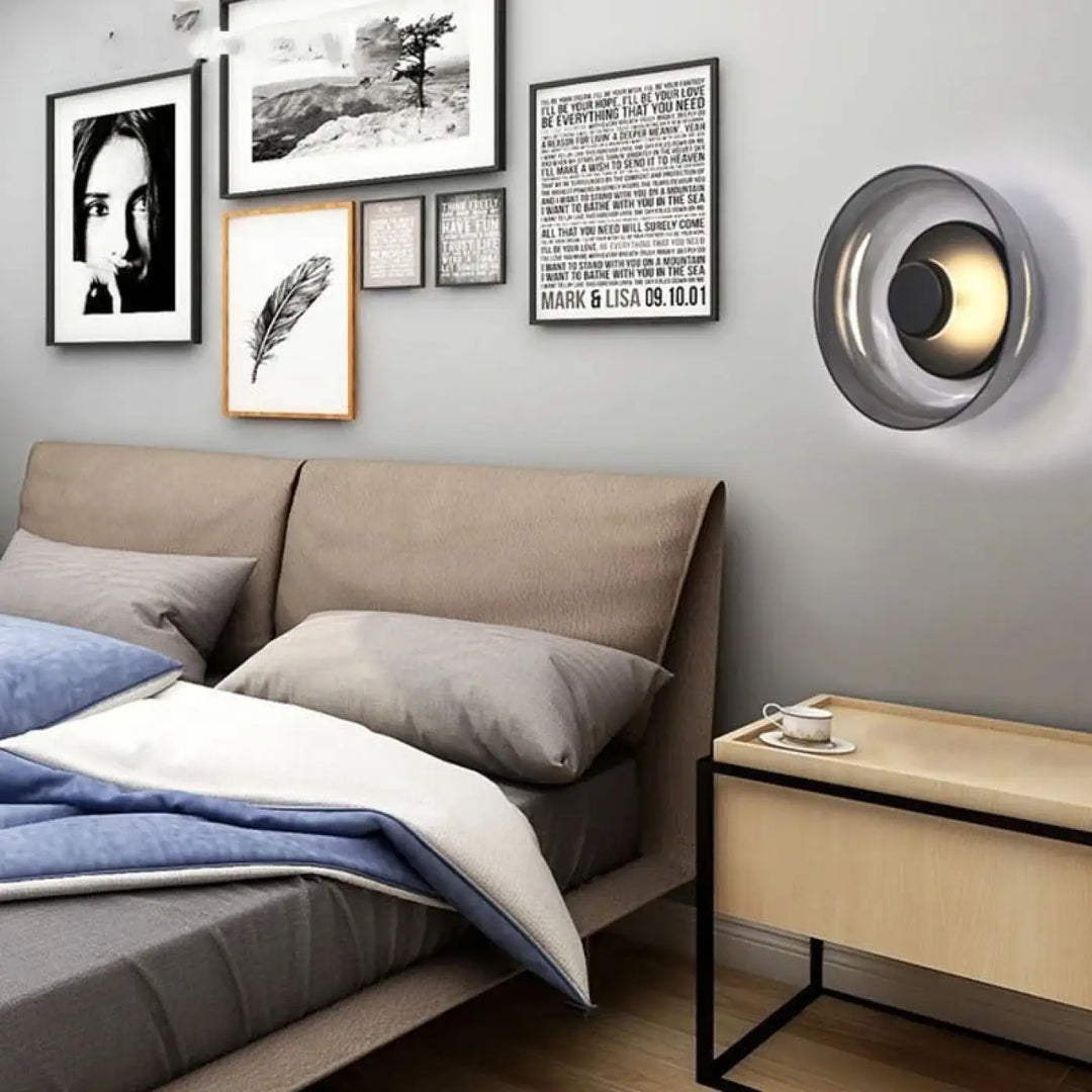 Applique murale contemporaine ronde en verre clair design moderne