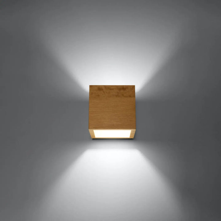 Applique murale quad en bois naturel avec éclairage led encastré pour une ambiance chaleureuse montées individuellement