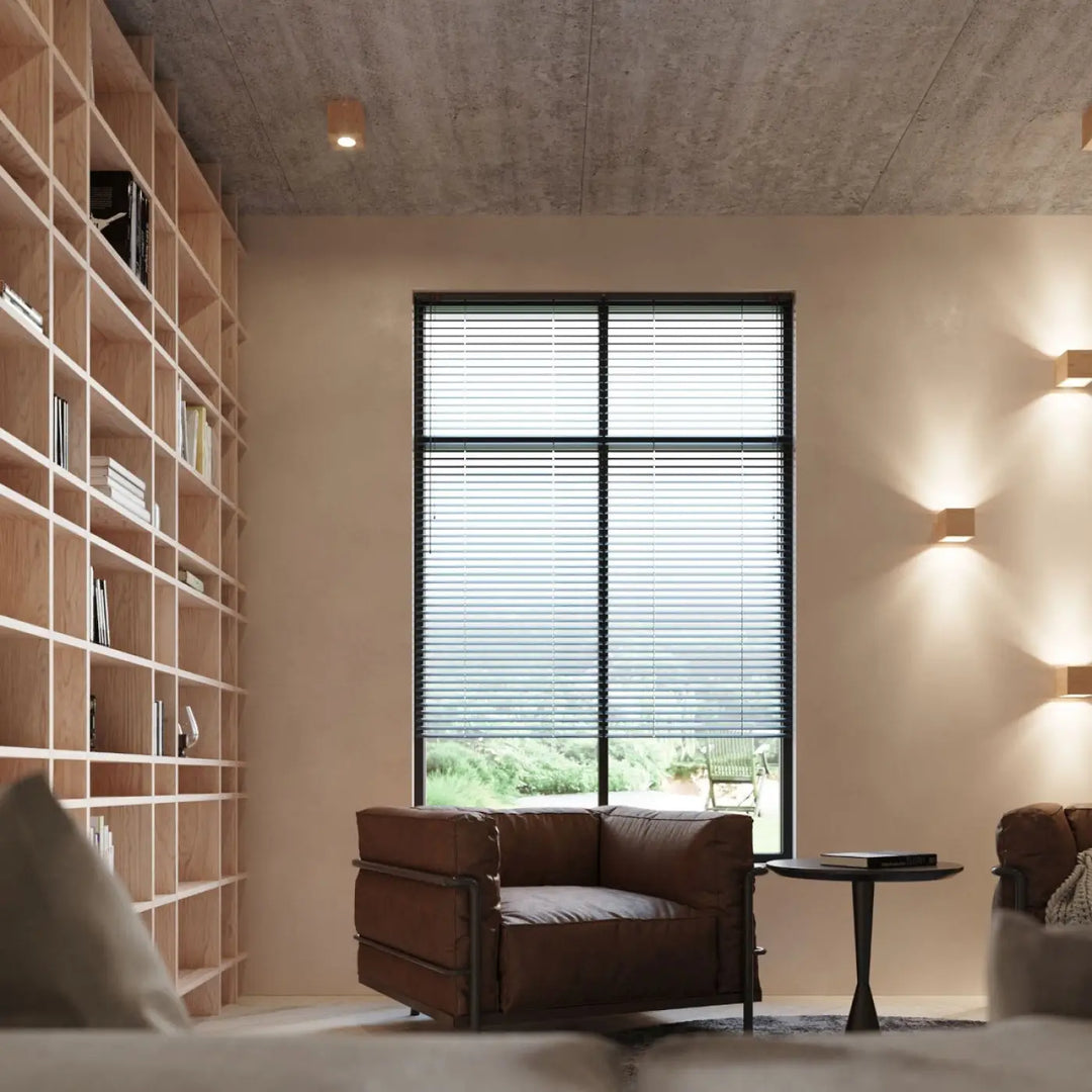 Applique murale quad en bois naturel avec design moderne montées individuellement pour une ambiance chaleureuse