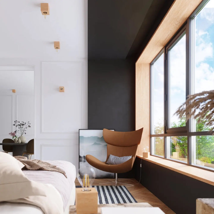Fauteuil œuf en cuir tan avec pieds chrome dans le style loft de l’applique ariz en bois naturel bois ariz