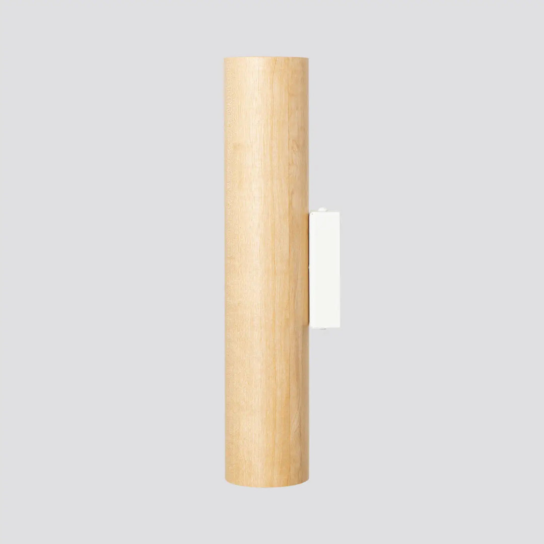 Applique murale lino cylindrique en bois lino clair avec un accent rectangulaire blanc en matériaux nobles