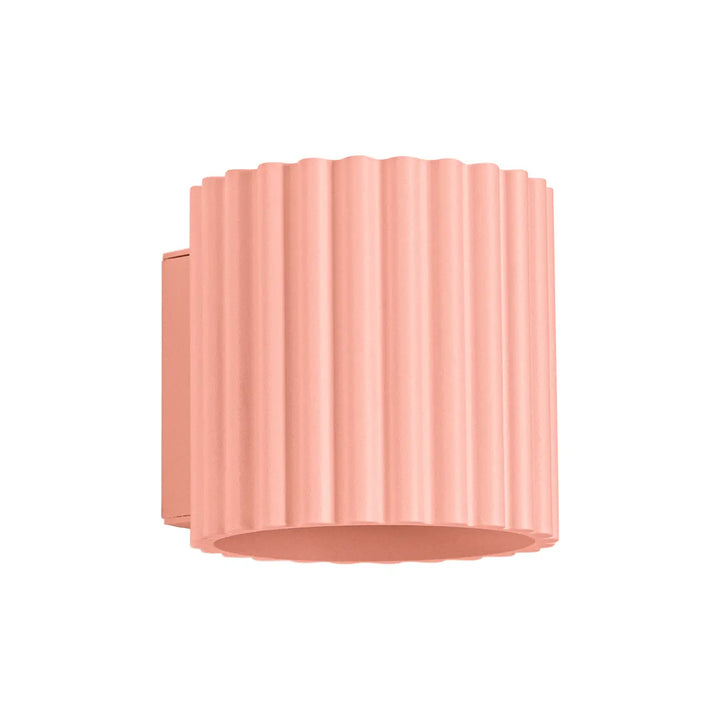 Applique murale aura pêche en forme unique inspirée avec surface cylindrique corail à rainures verticales minimalistes