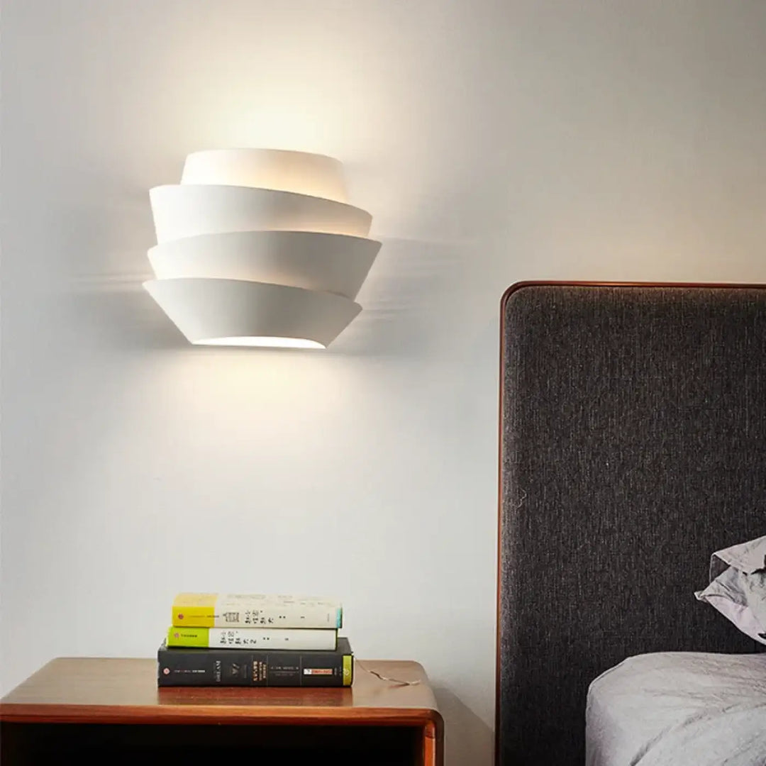 Applique murale design blanche géométrique moderne LED

