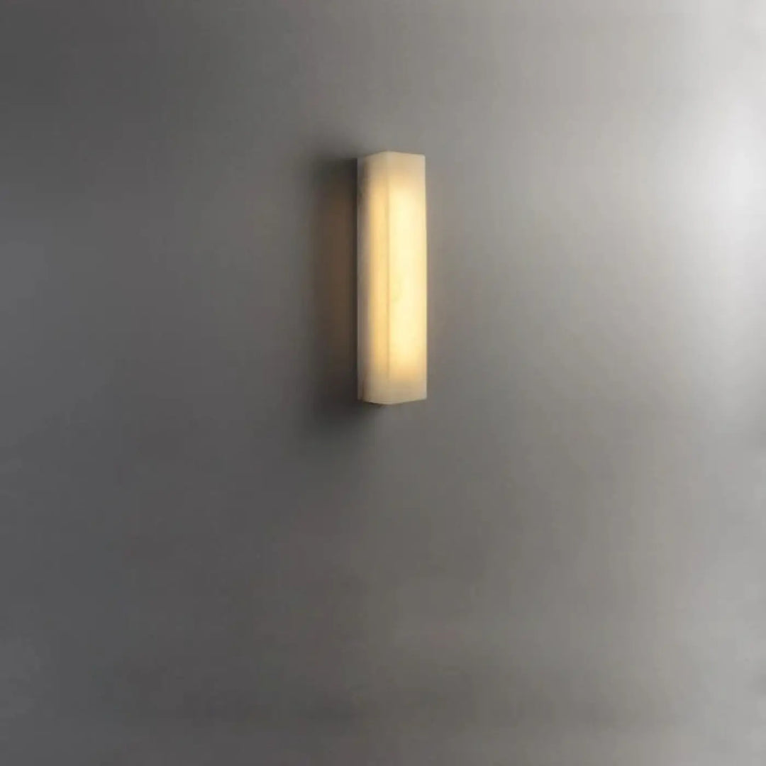 Applique murale stelia rectangulaire avec verre dépoli diffuse une lumière chaude ampoules sont-elles incluses