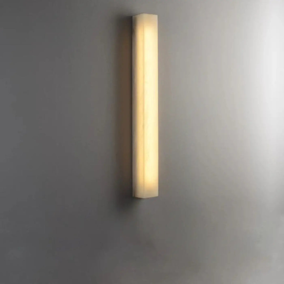 Applique murale stelia rectangulaire avec lumière diffuse chaude finition mate blanc cassé ampoules sont-elles incluses