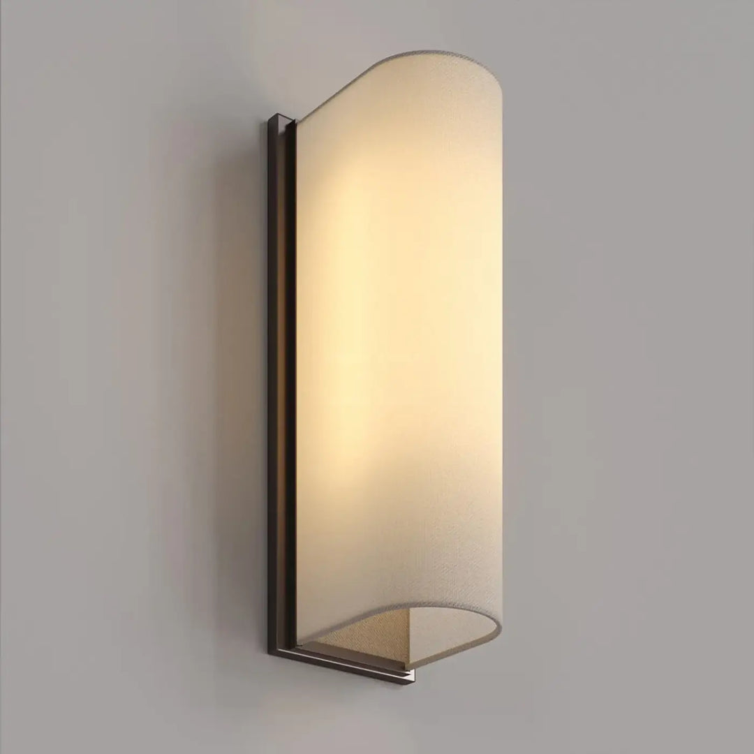 Applique murale design contemporaine en verre opalin blanc