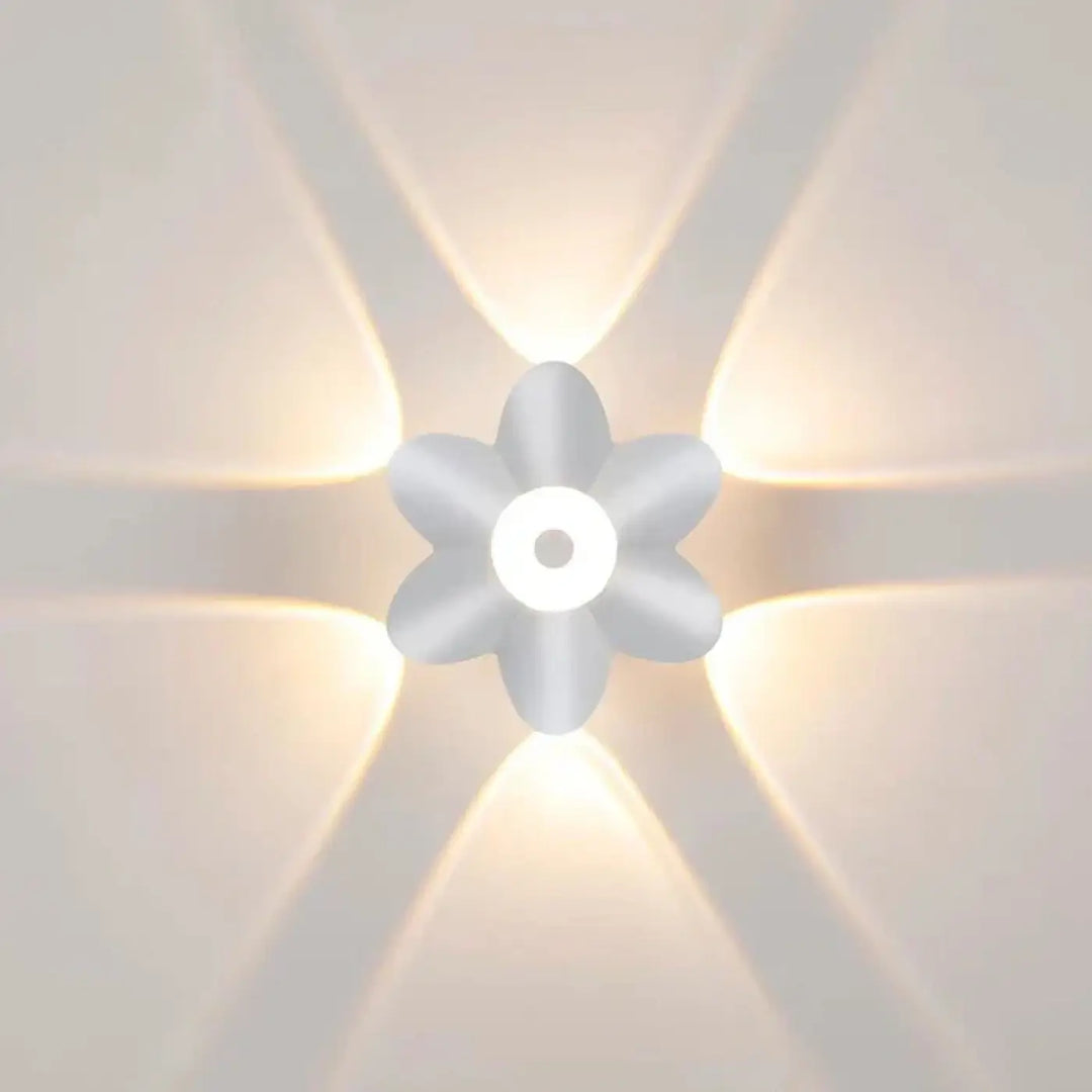 Applique murale design fleur blanche moderne led