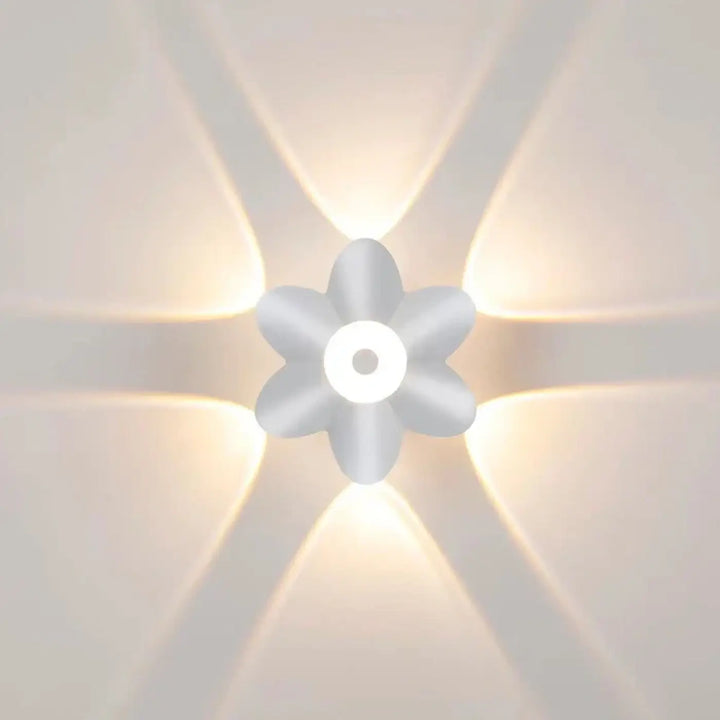 Applique murale design fleur blanche moderne led