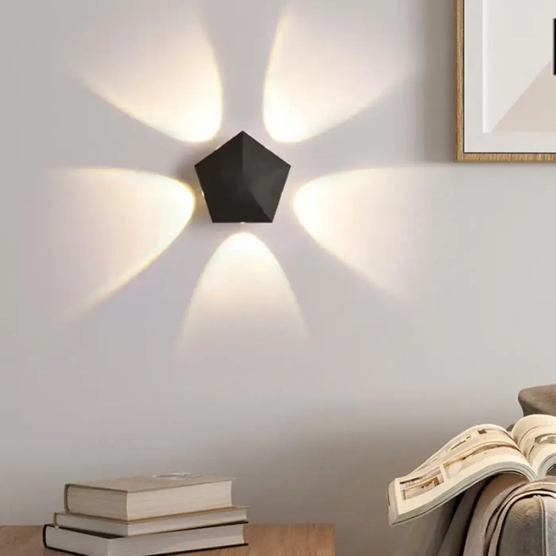 Applique murale design led minimaliste effet halo noir chic