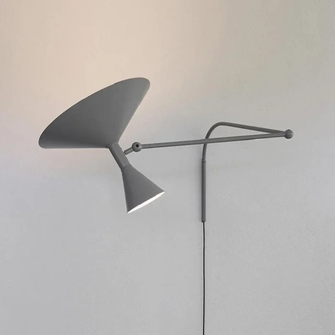 Applique murale design orientable en métal noir ou blanc