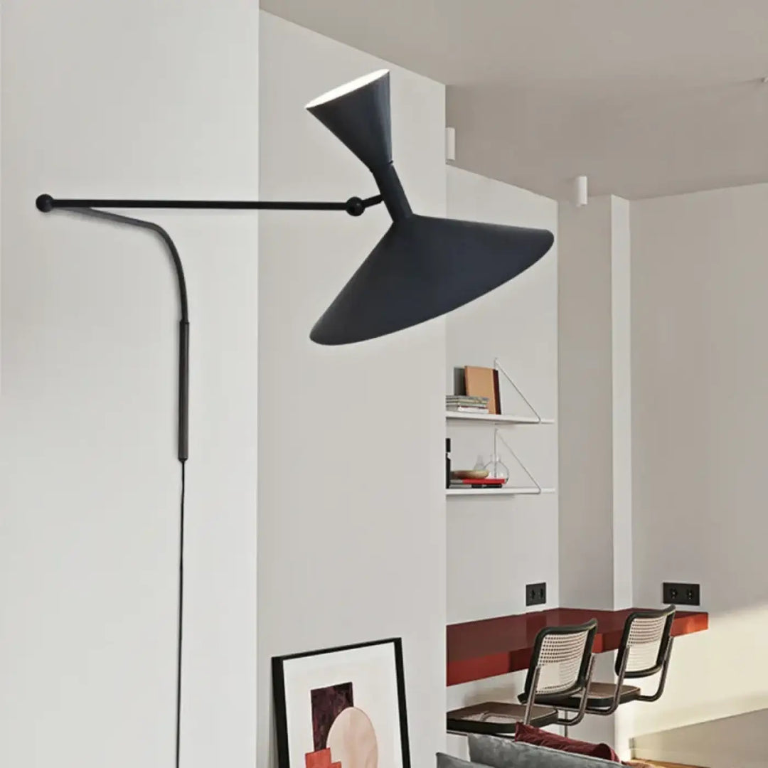 Applique murale design orientable en métal noir ou blanc